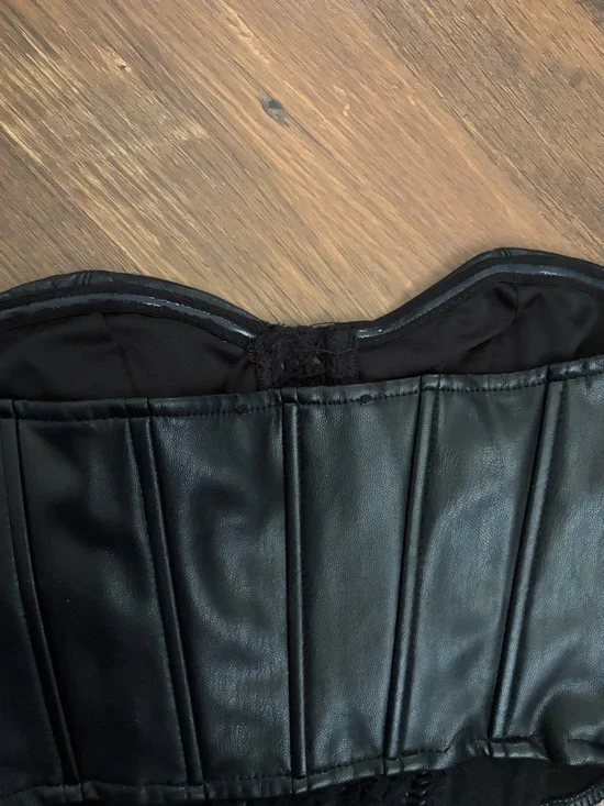 Zara Black Faux Leather Crochet Bustier - Picture 5 of 5